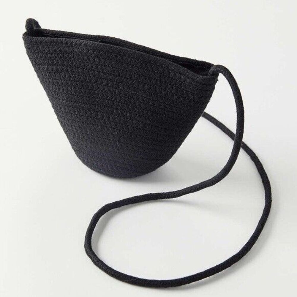 Urban Outfitters UO  Iris Woven Crossbody Bag NWT Small Purse Black Boho Natural